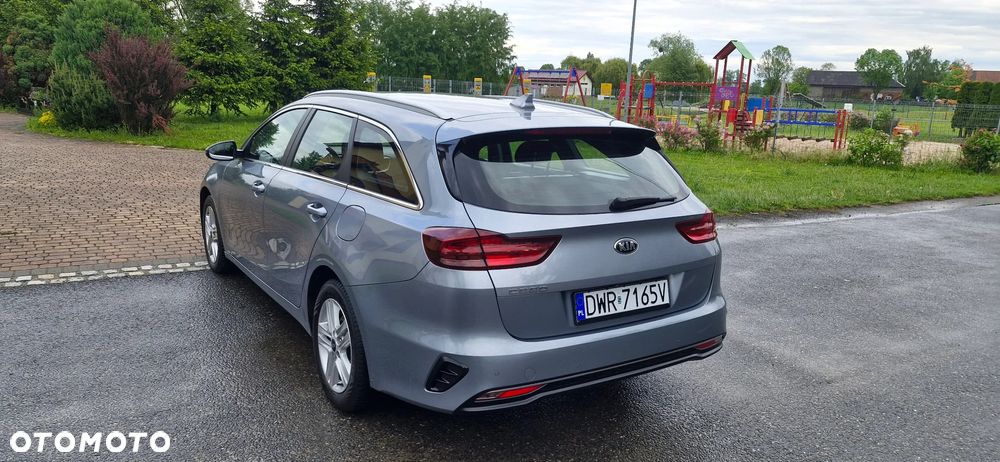 Kia Ceed 1.0 T-GDI L Business Line Plus - 17