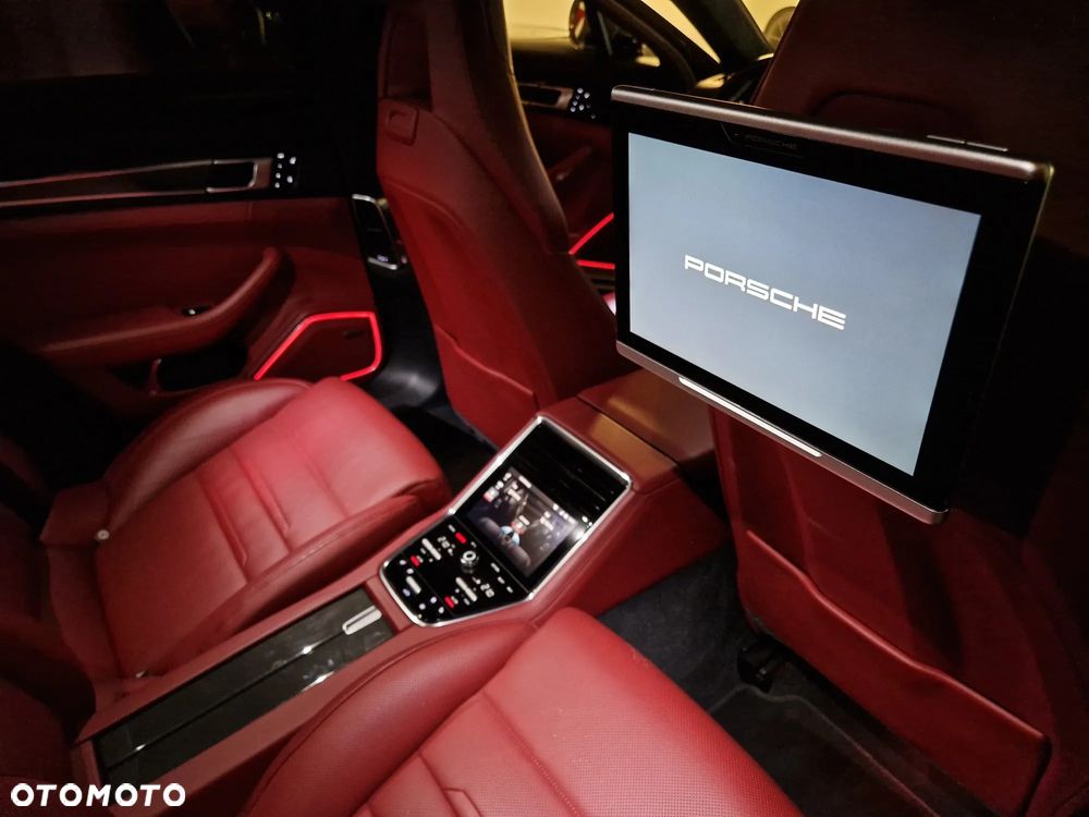 Porsche Panamera - 19