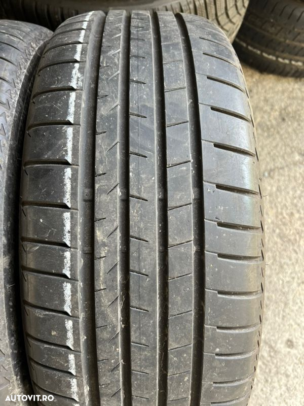 vând 2 anvelope 235/45/20 bridgestone de vară ca noi - 2