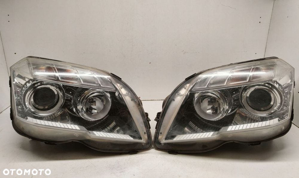 Lampy przednie Mercedes-Benz GLK-Kl A204 08 - 12 L - 1