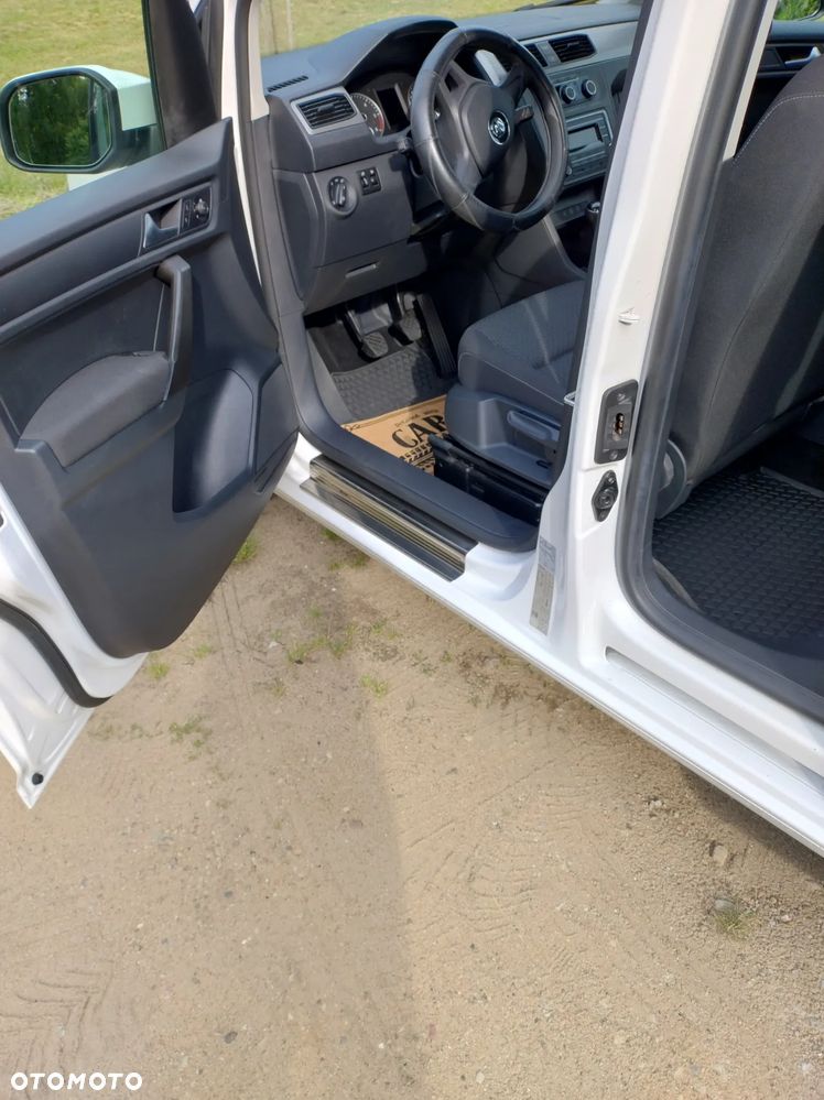 Volkswagen Caddy - 9