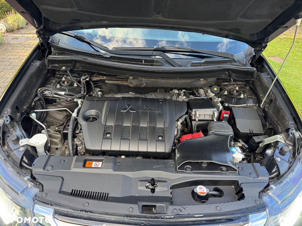 Mitsubishi Outlander 2.2 DI-D Instyle SDA 4WD - 9