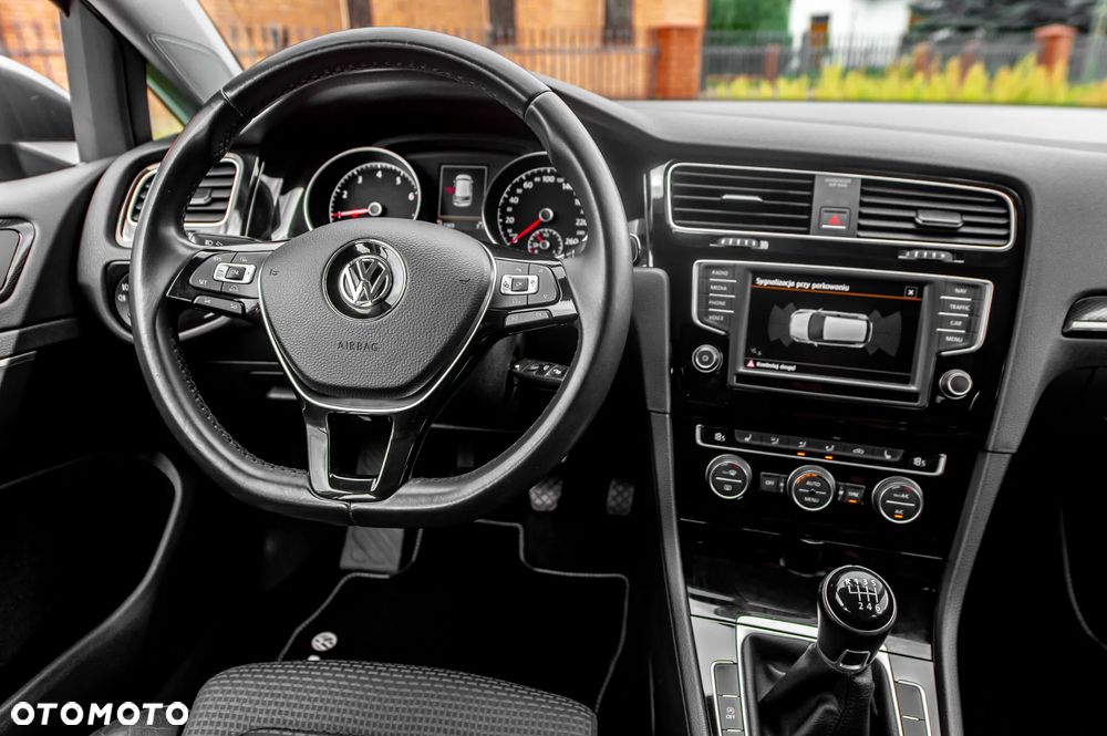Volkswagen Golf 1.4 TSI BMT Highline - 27
