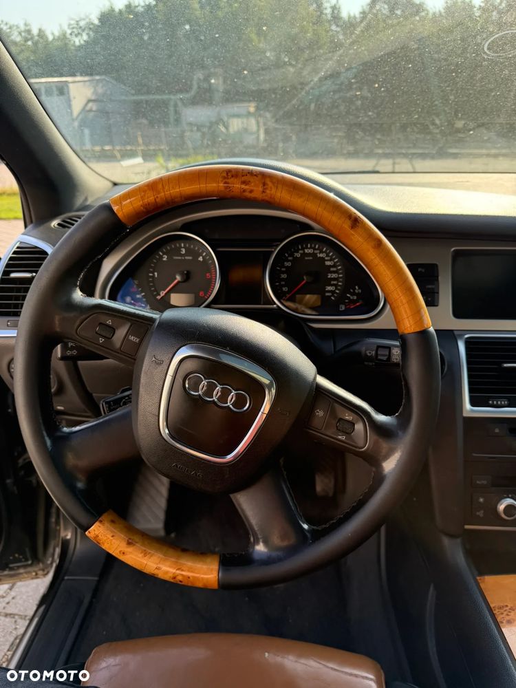 Audi Q7 - 3
