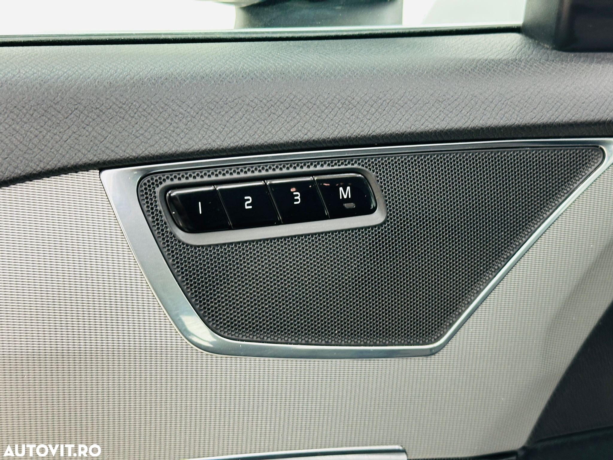 Volvo XC 90 - 17