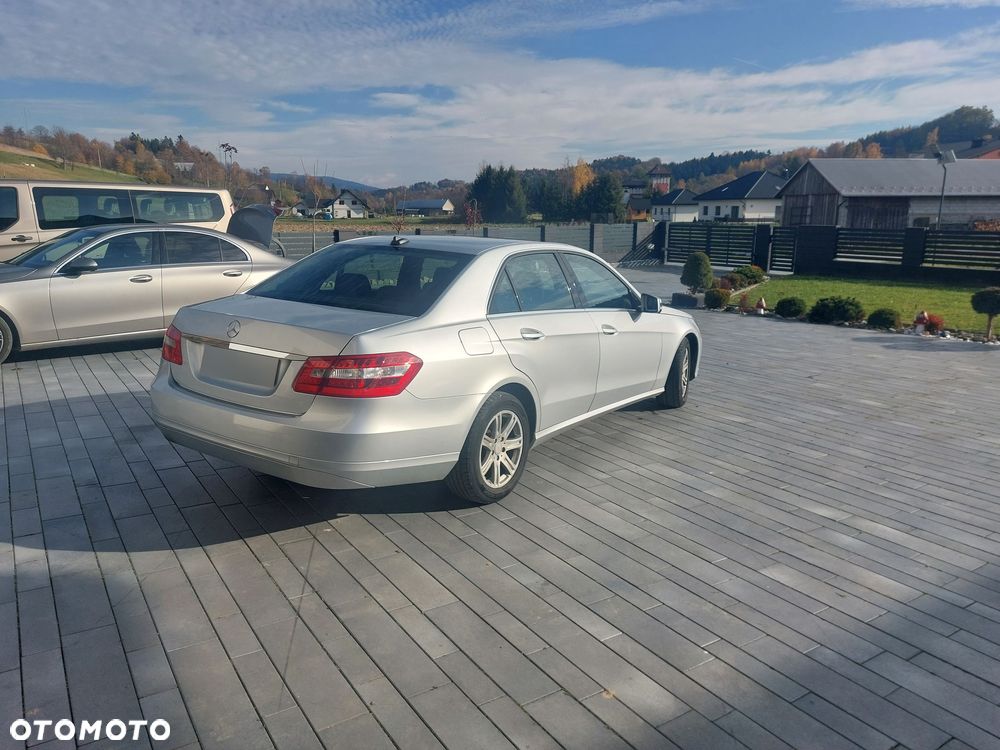 Mercedes-Benz Klasa E 200 CDI BlueEff Elegance - 28
