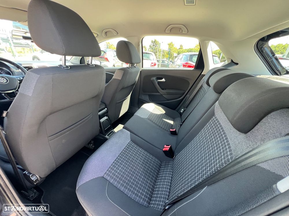 VW Polo 1.4 TDi BlueMotion - 12