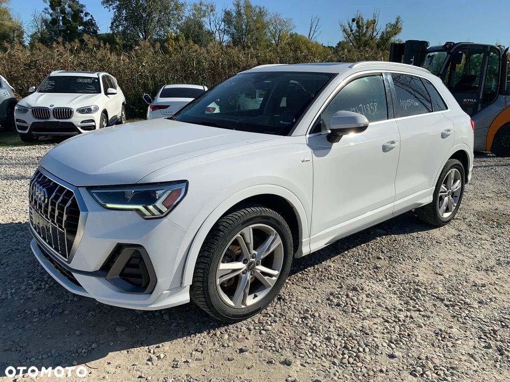 Audi Q3 - 1