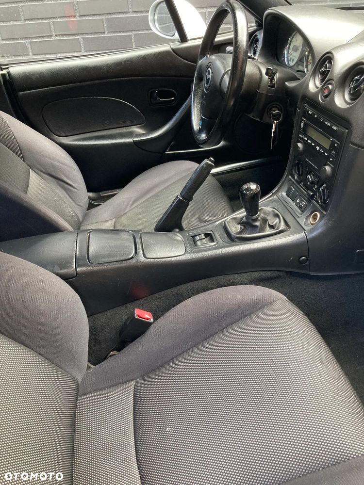 Mazda MX-5 1.6i 16V - 7