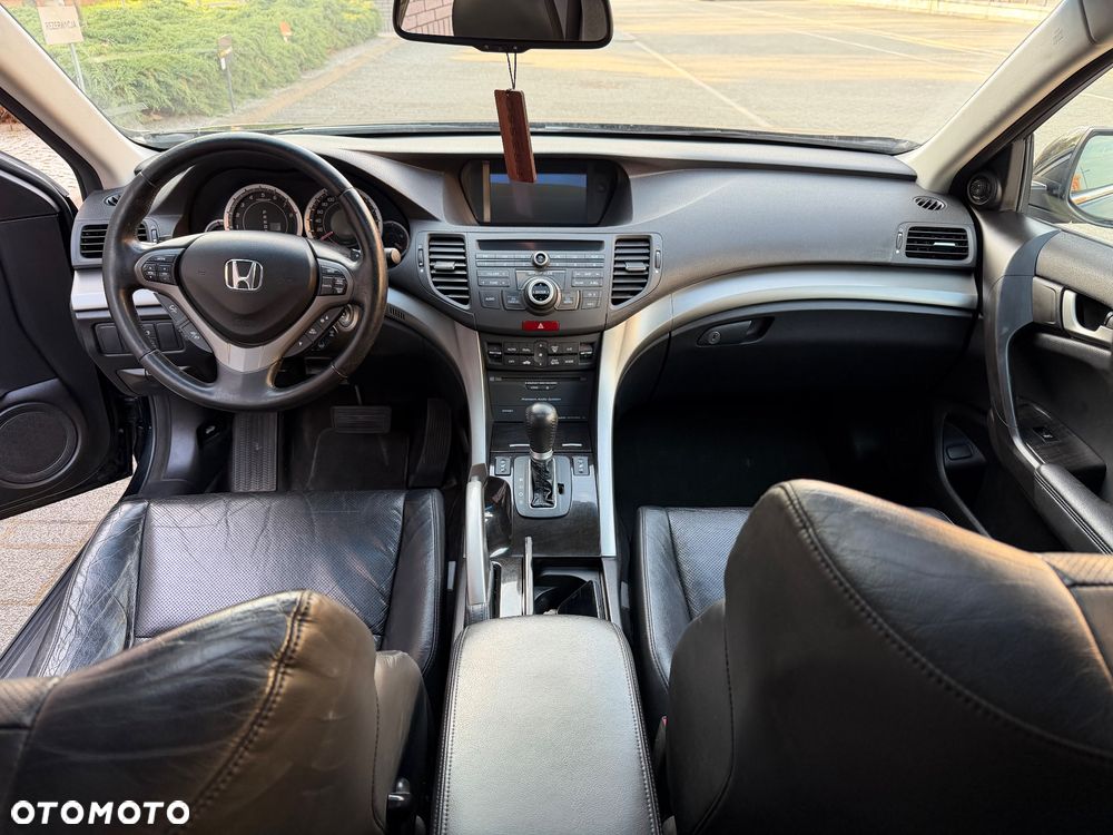 Honda Accord 2.4 Executive Nav - 8