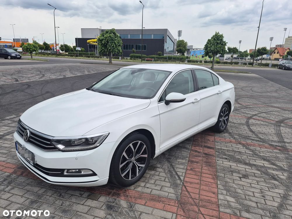 Volkswagen Passat 2.0 TDI SCR Comfortline DSG - 10