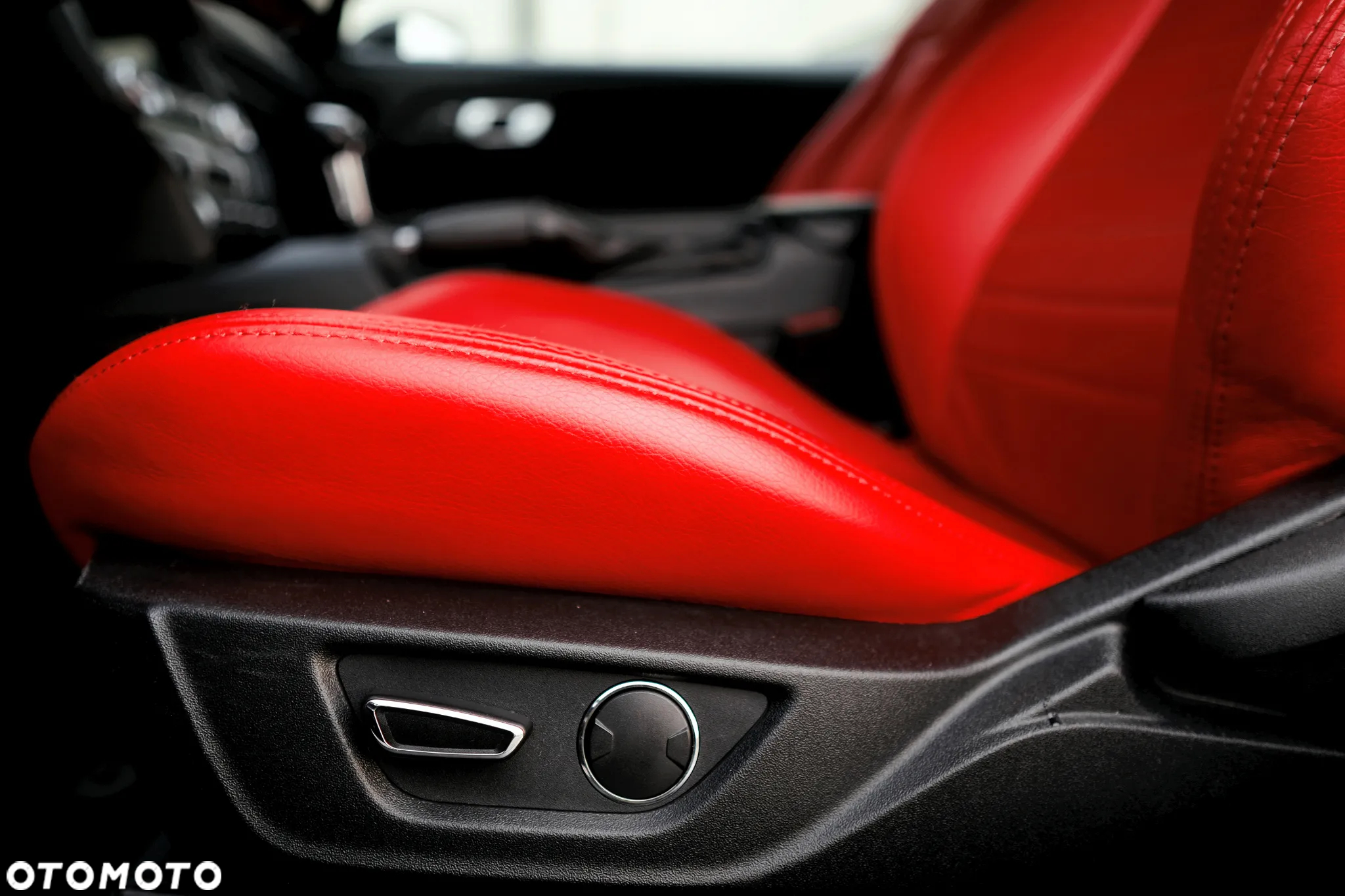 Ford Mustang 2.3 Eco Boost - 17