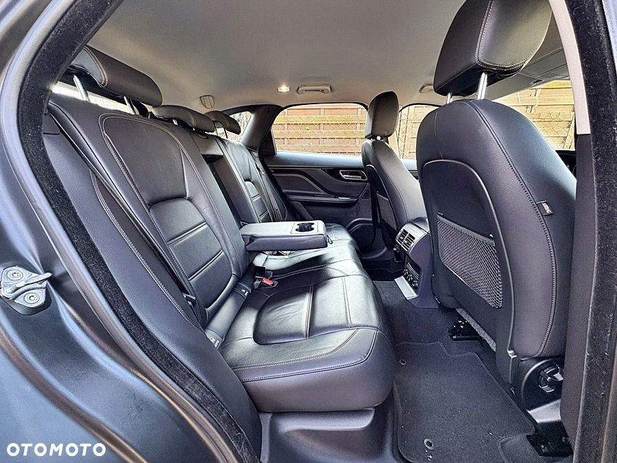 Jaguar F-Pace 20d AWD Prestige - 29
