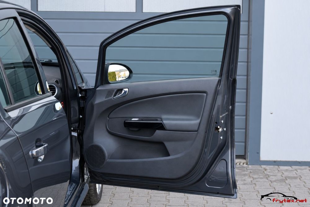 Opel Corsa - 24