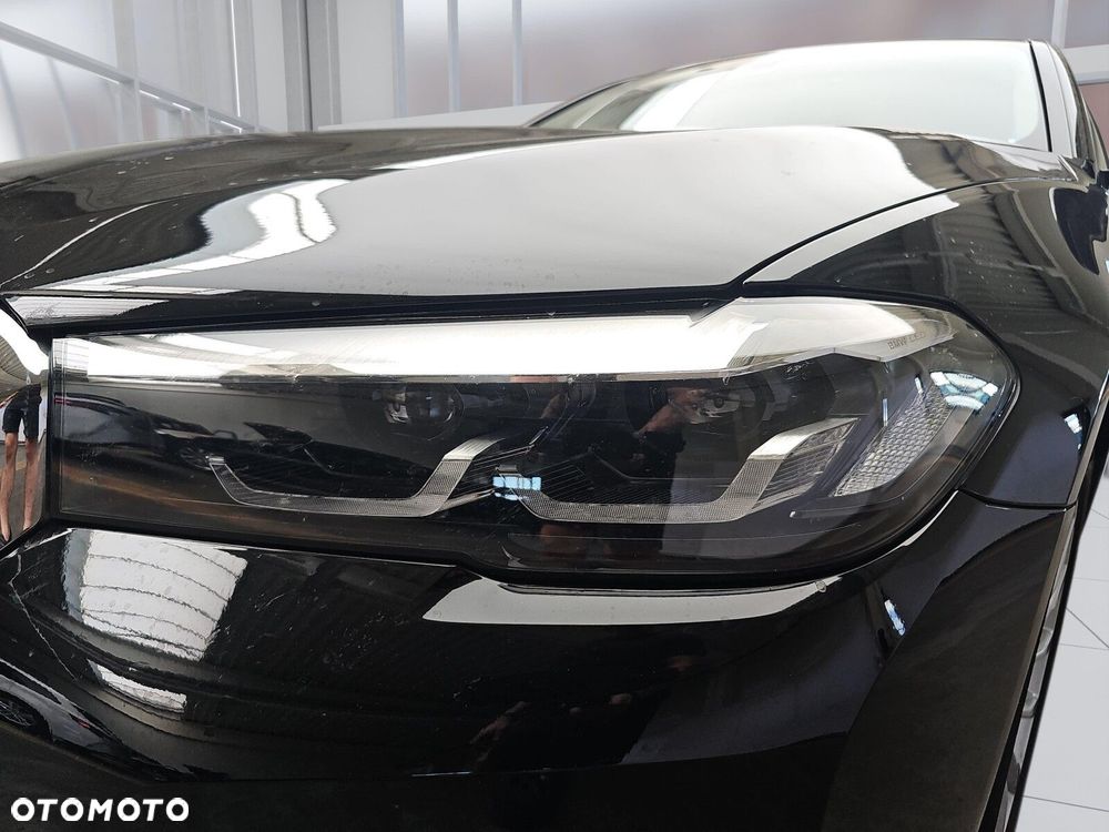 BMW Seria 5 520d xDrive MHEV Luxury Line - 35