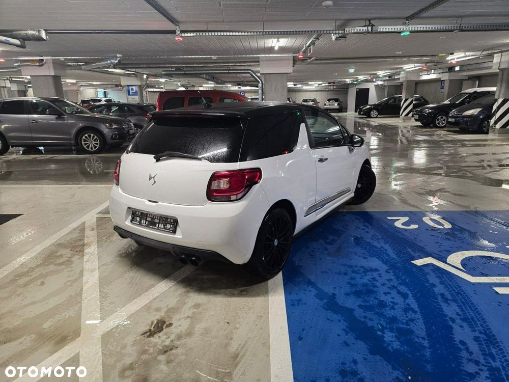 Citroën DS3 1.6 THP SportChic - 8