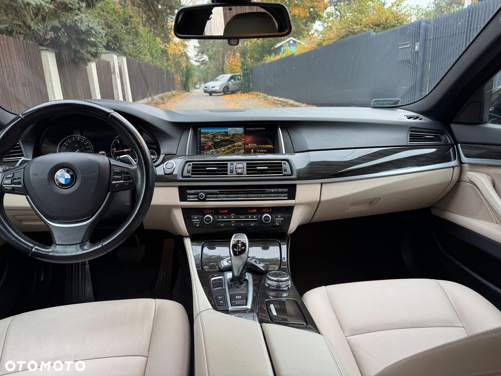 BMW Seria 5 525d xDrive Luxury Line - 21