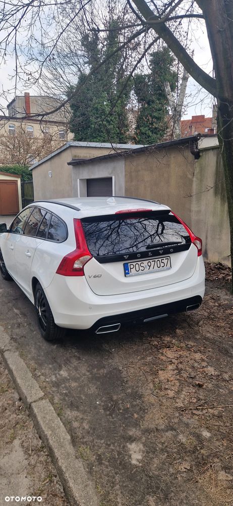 Volvo V60 D2 Momentum - 3