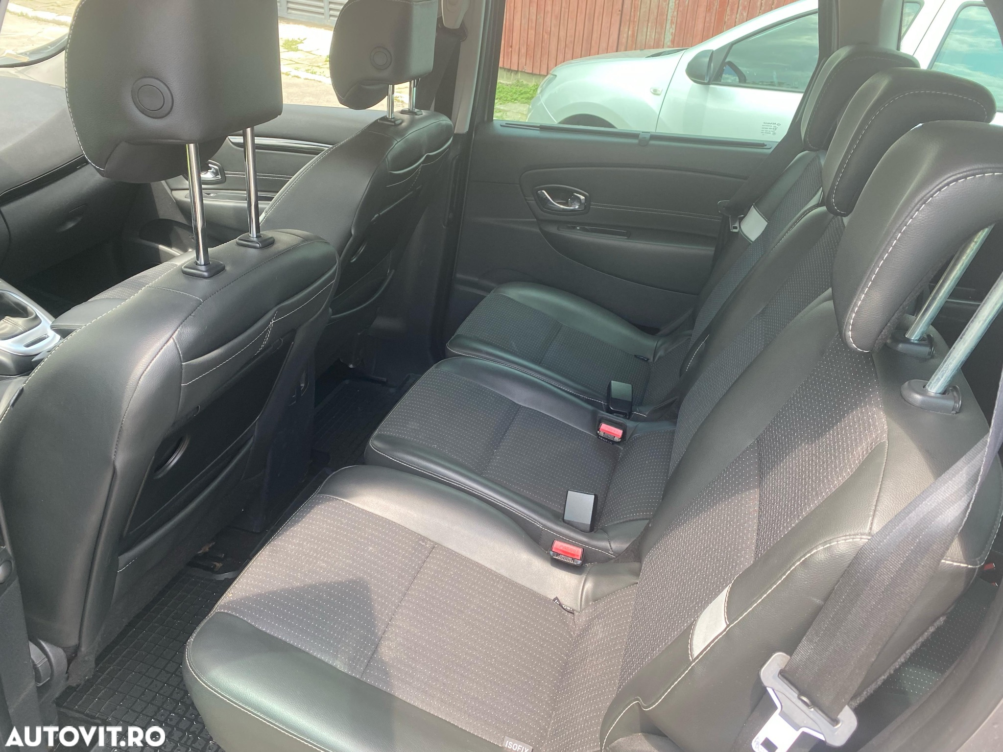 Renault Scenic dCi 110 EDC LIMITED - 10