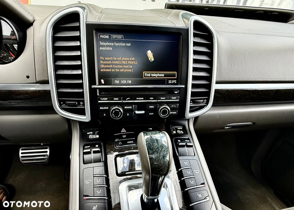 Porsche Cayenne Turbo - 3