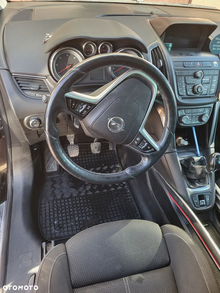 Opel Zafira 2.0 CDTI Cosmo - 11