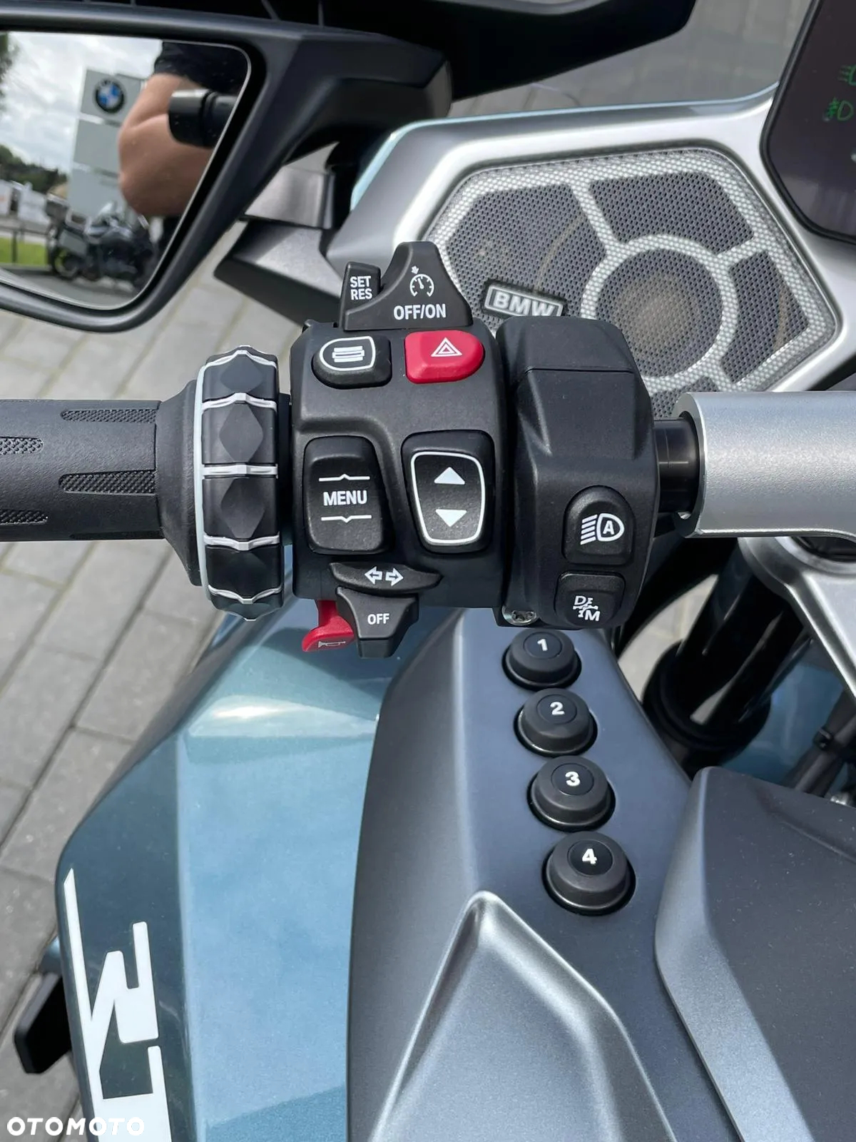 BMW R - 16