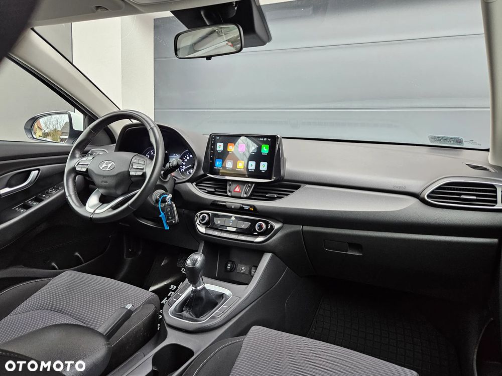 Hyundai i30 1.5 DPI Classic + - 8