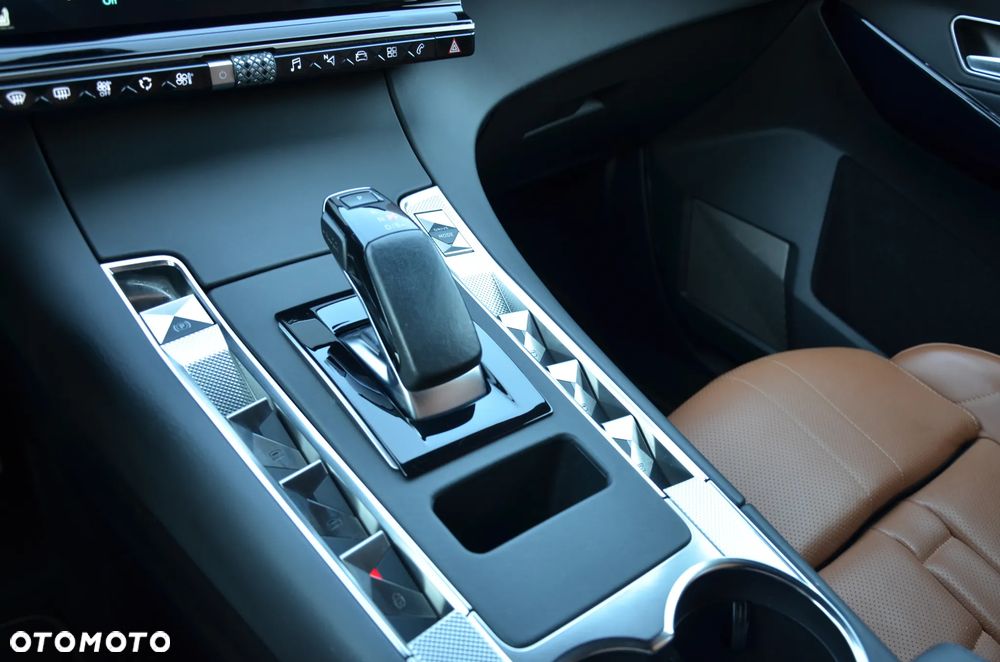 DS Automobiles DS 7 1.6 E-Tense 4x4 Opera - 38