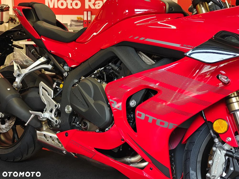 QJMOTOR SRK 800RR - 10