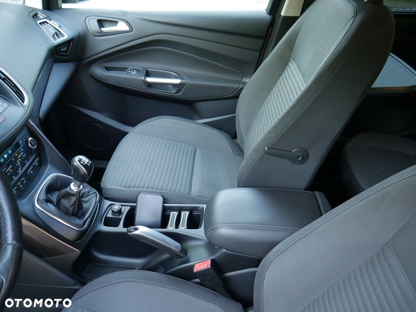 Ford C-MAX 2.0 TDCi Start-Stop-System Titanium - 30