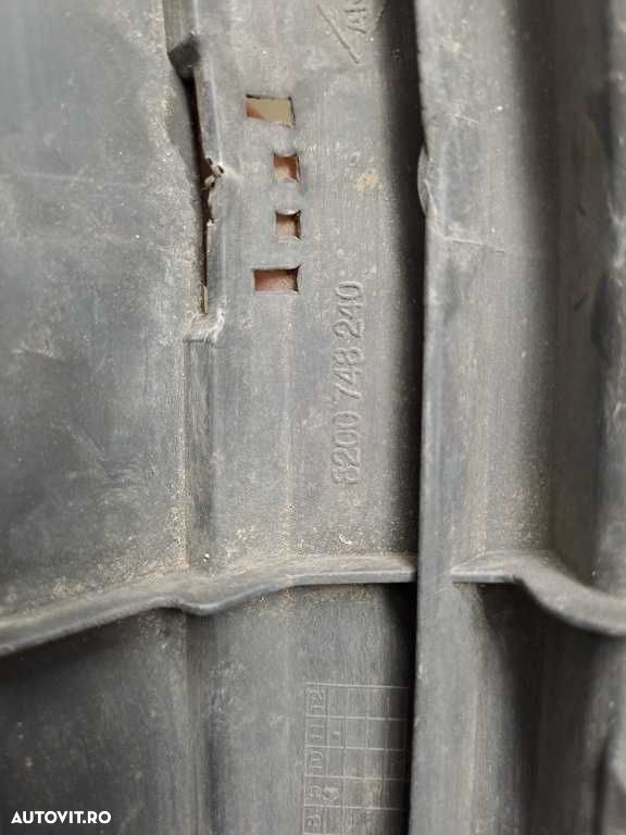 Grila radiator Dacia Logan Facelift an 2009-2012 - 3