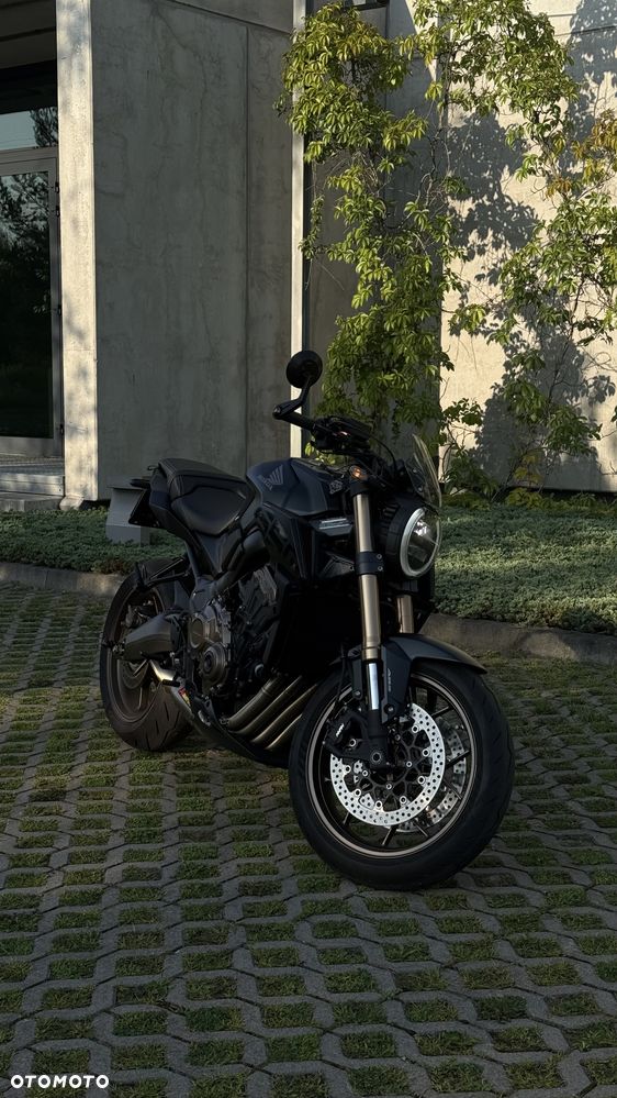 Honda CB - 3