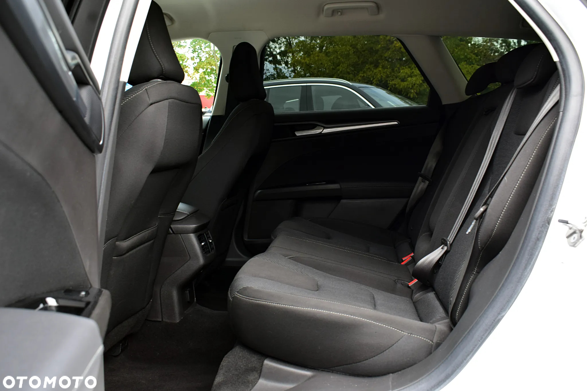 Ford Mondeo 2.0 TDCi Edition PowerShift - 6