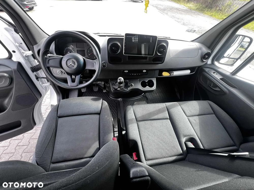 Mercedes-Benz SPRINTER - 6