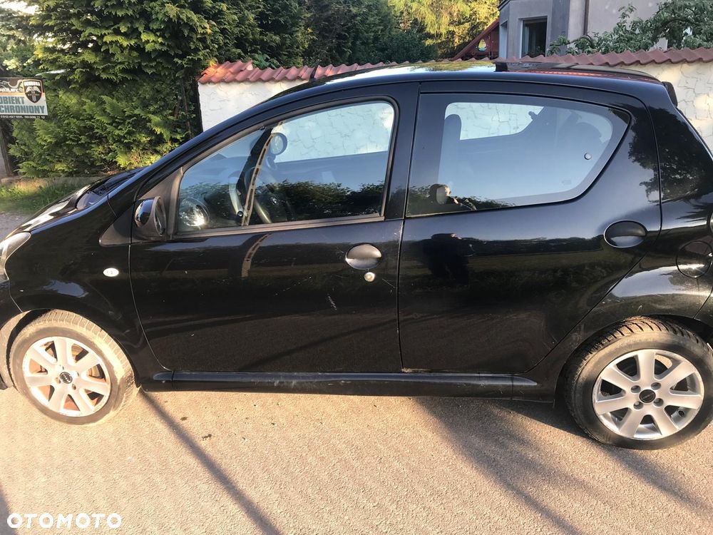 Toyota Aygo Connect - 7