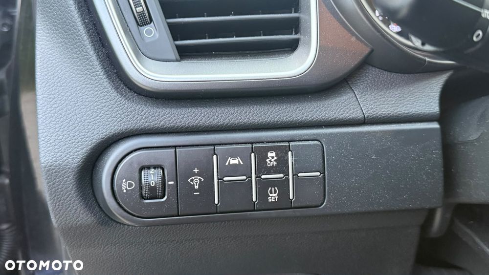 Kia Ceed 1.5 T-GDI M - 16