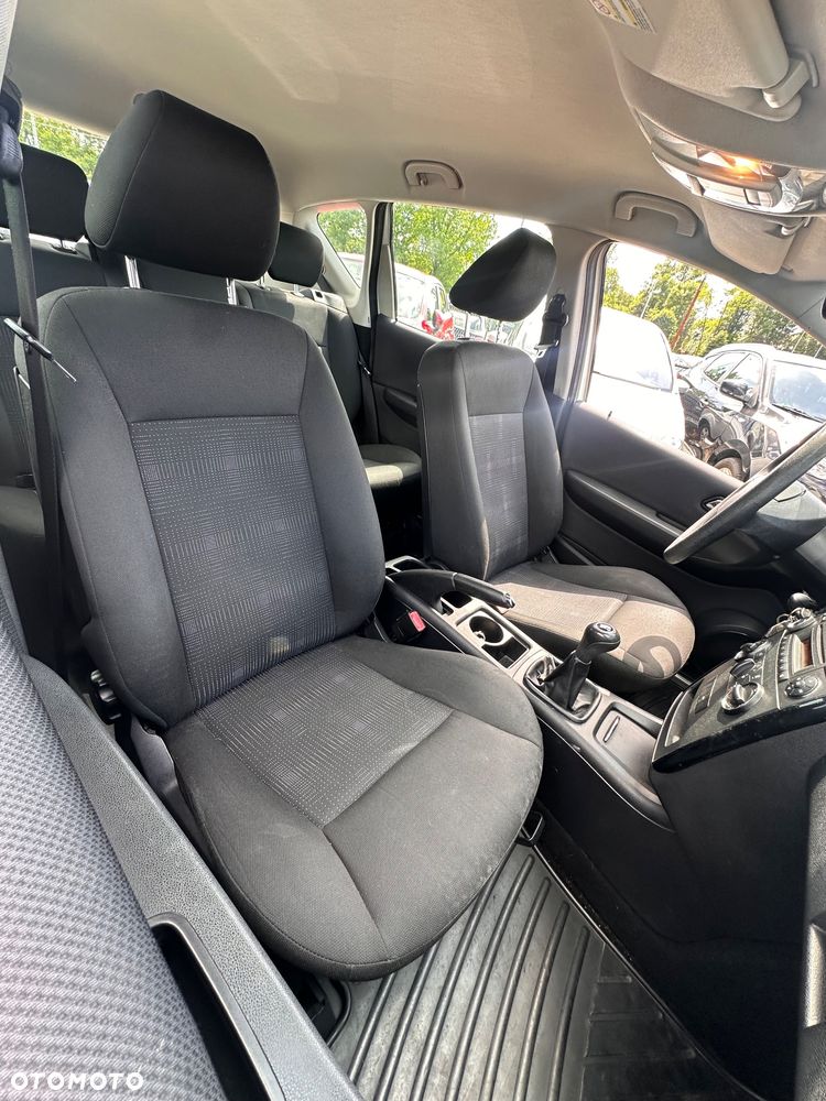 Mercedes-Benz Klasa A 160 BlueEFFICIENCY Elegance - 25