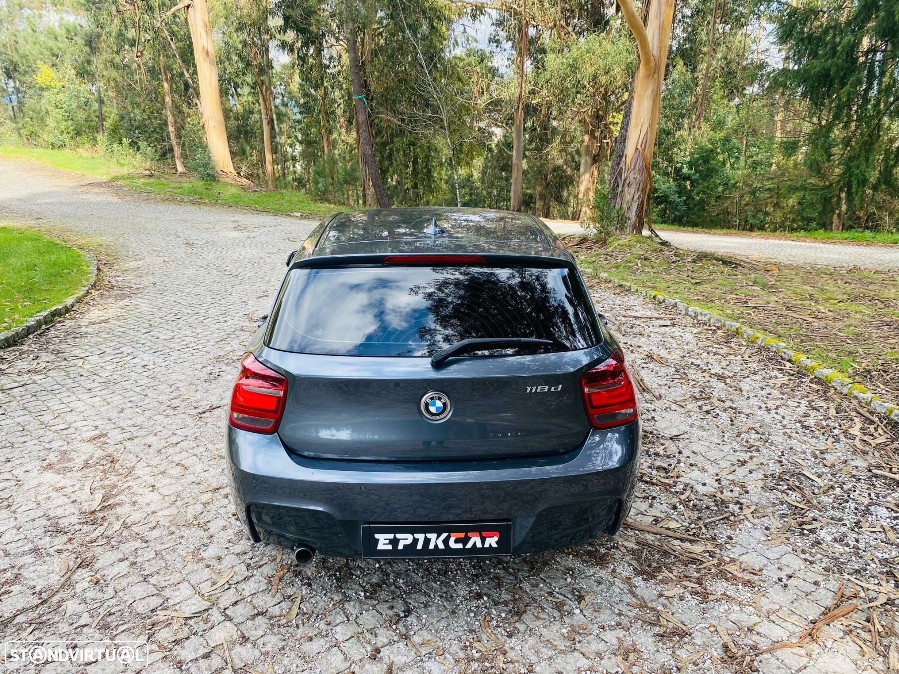 BMW 118 d Pack M - 15