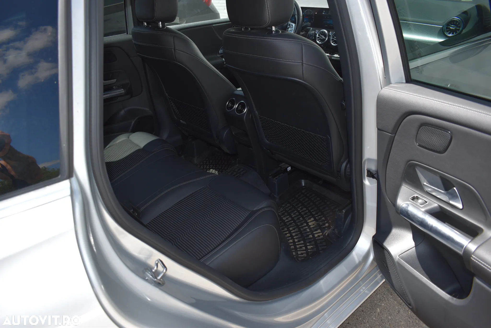 Mercedes-Benz B 180 d - 19