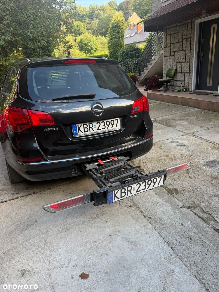 Opel Astra 1.6 CDTI DPF ecoFLEX TourerStart/Stop Exklusiv - 13