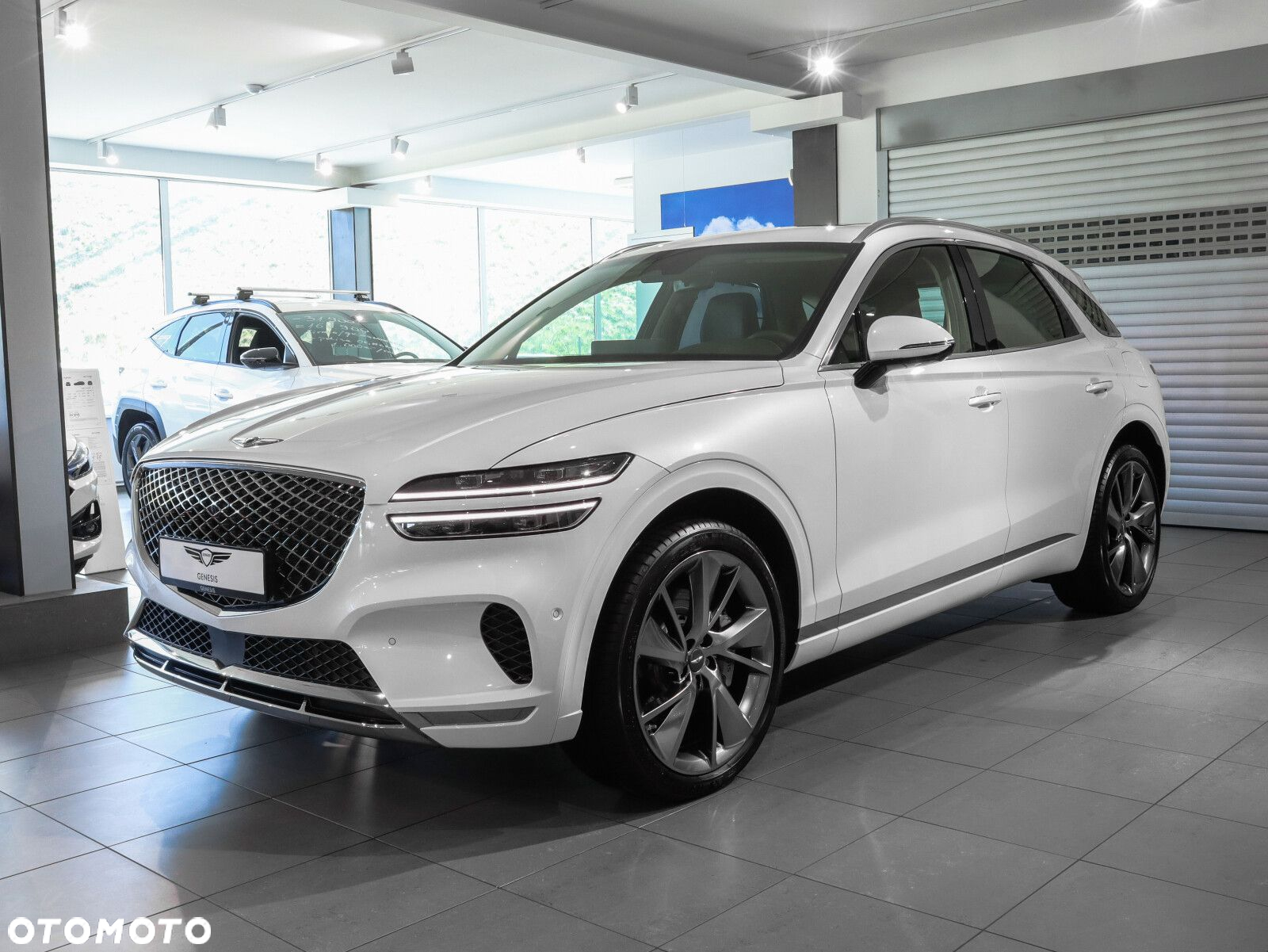 Genesis GV70 2.5T AWD AT8 Luxury Line - 2