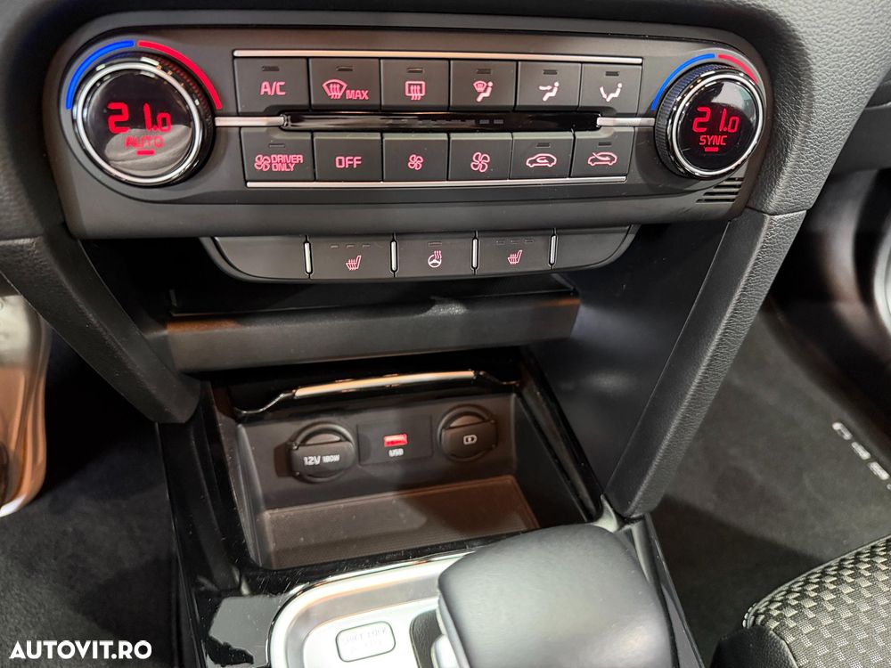 Kia XCeed 1.6 GDI 6DCT PHEV Vision - 23