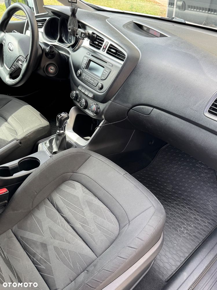 Kia Ceed 1.6 CRDi M - 23