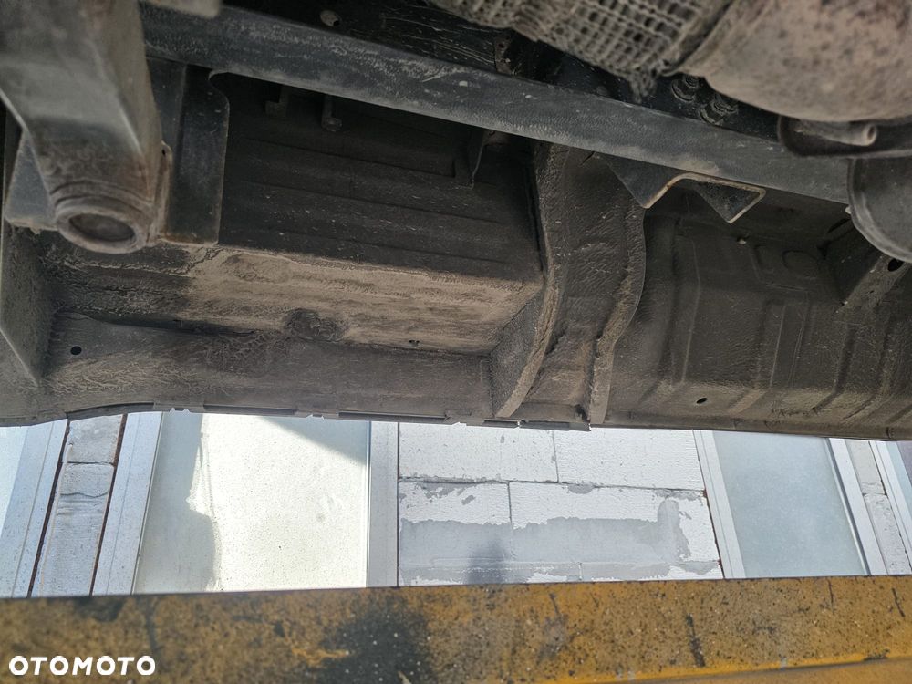 Iveco DAILY - 33
