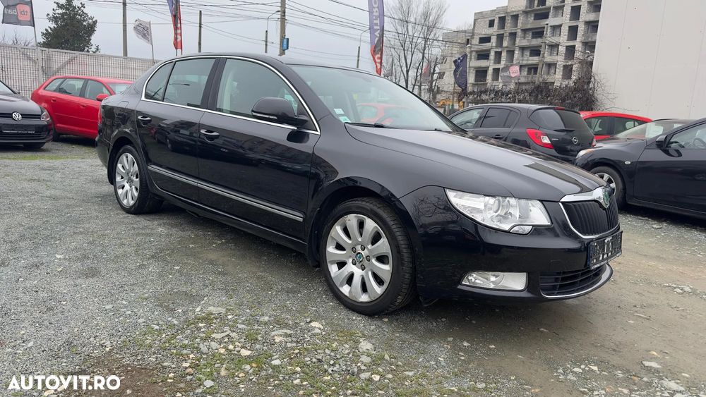 Skoda Superb 2.0 TDI Ambition - 10
