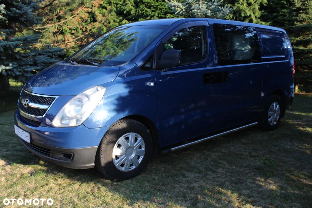 Hyundai H-300