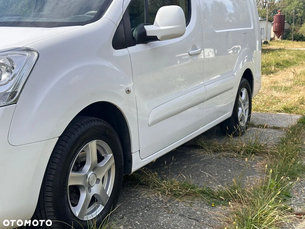 Peugeot Partner 1.6 Hdi 99 kM manual, 2015 rok EURO 6! ORGINALNY PRZEBIEG, HAK, ALUFELGI- BEZWYPADKOWY!!! - 16