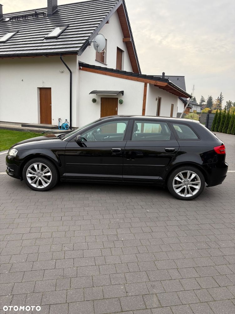 Audi A3 Sportback 2012 photo 3