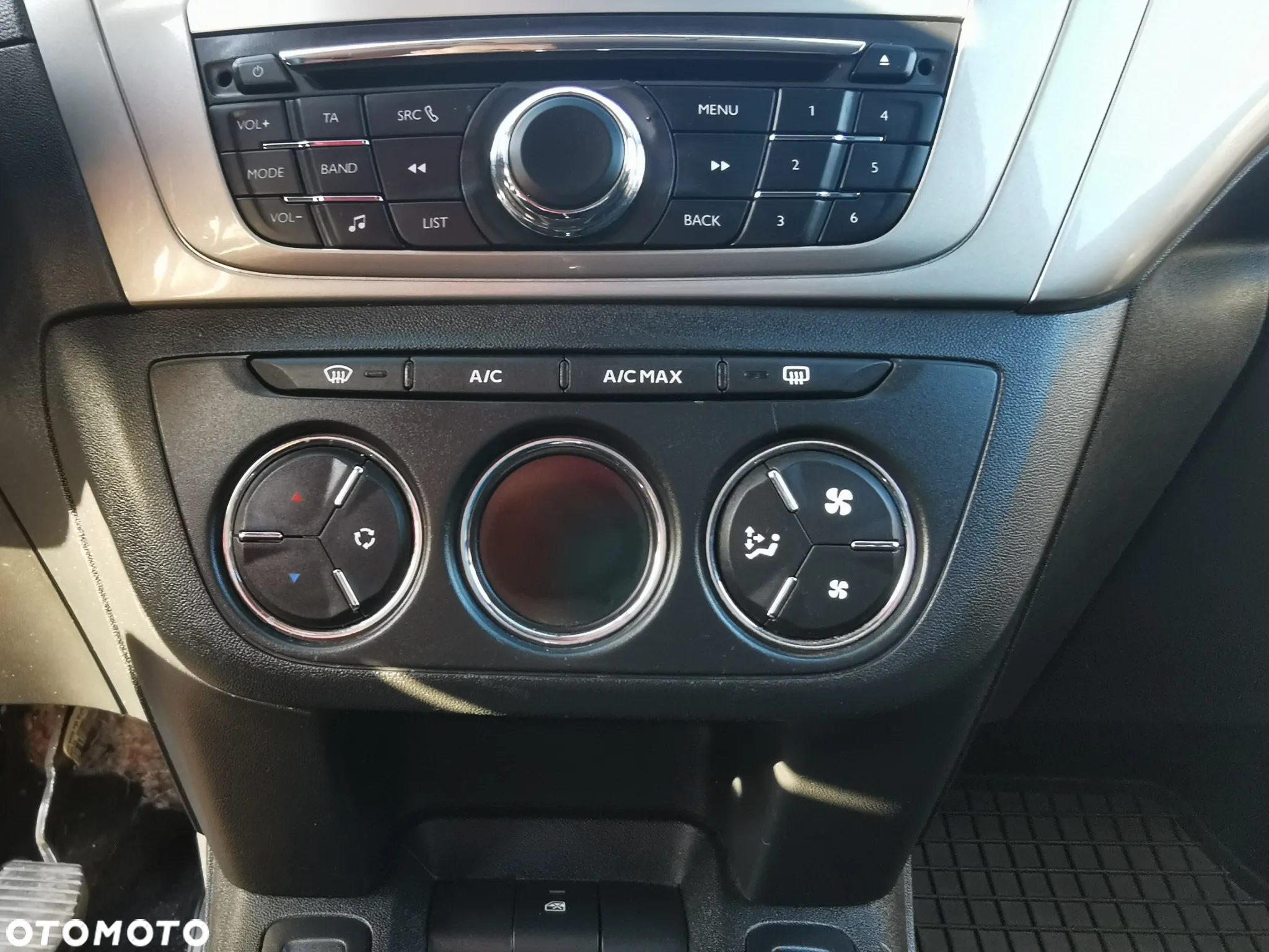 Citroën C-Elysée 1.5 BlueHDi Feel - 24
