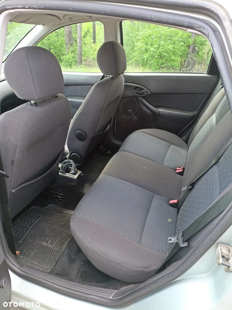 Ford Focus - 13